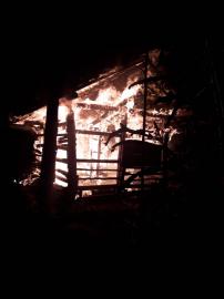 Kandang Mbah Nyoto Terbakar, Dua Kambing Terpanggang Api